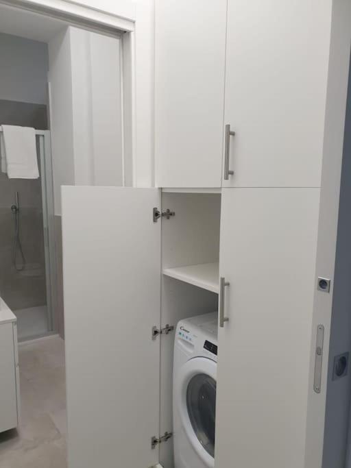 Dimora Di Privacy Fronte Parco E Ospedale Di Monza Apartment Lissone Luaran gambar