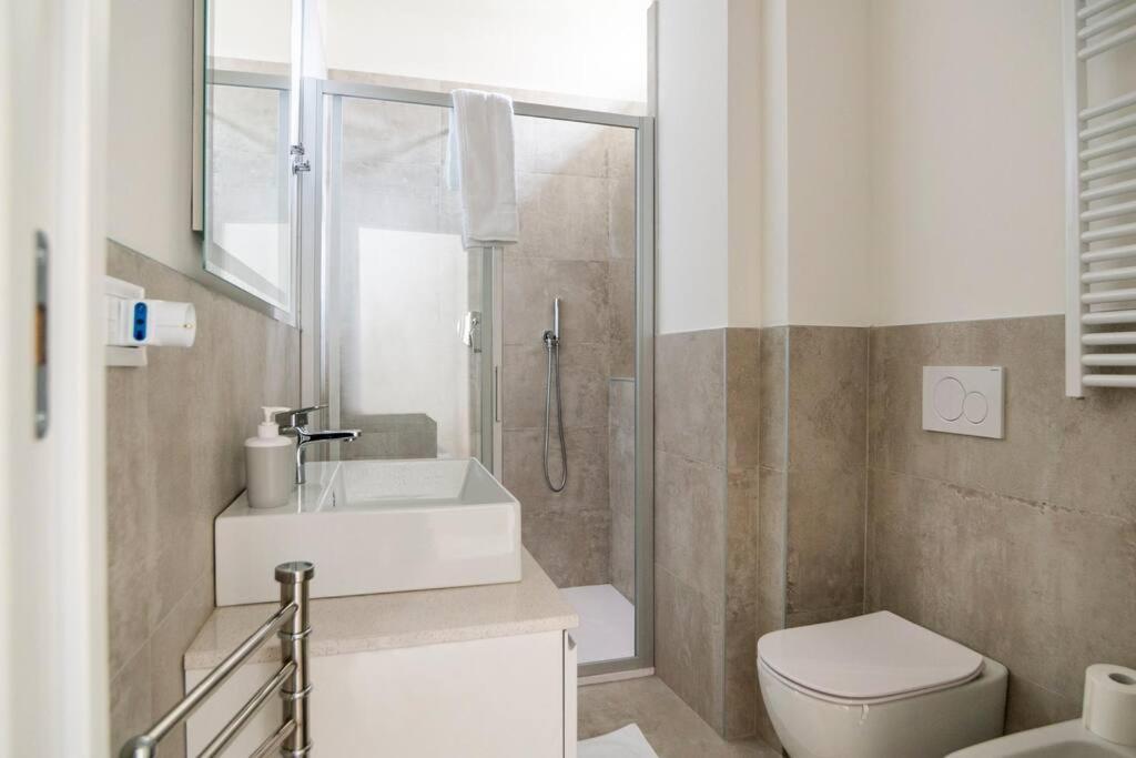 Dimora Di Privacy Fronte Parco E Ospedale Di Monza Apartment Lissone Luaran gambar