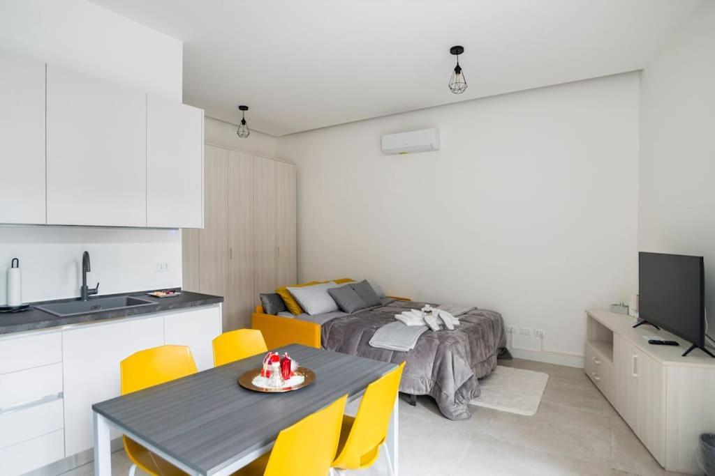 Dimora Di Privacy Fronte Parco E Ospedale Di Monza Apartment Lissone Luaran gambar